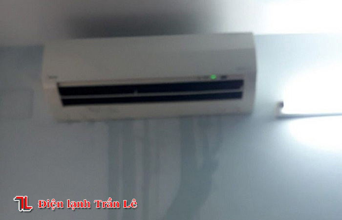 Cach-khac-phuc-may-lanh-bi-chay-nuoc-3