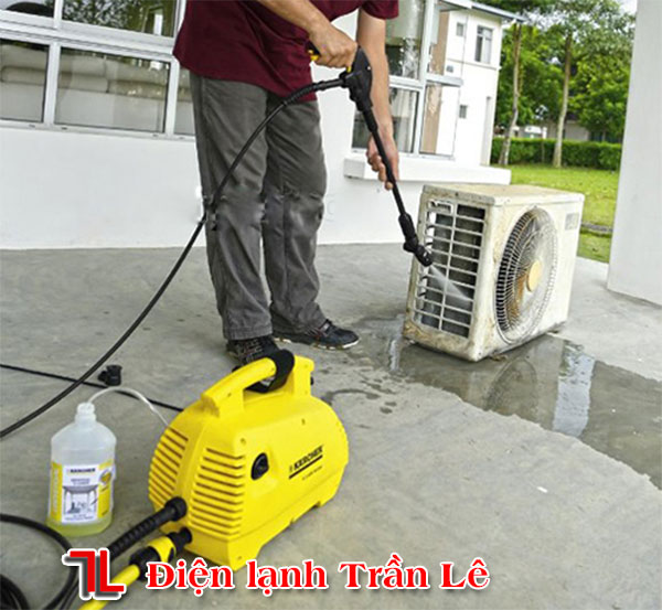 Cong-dung-cua-may-bom-ve-sinh-may-lanh-2