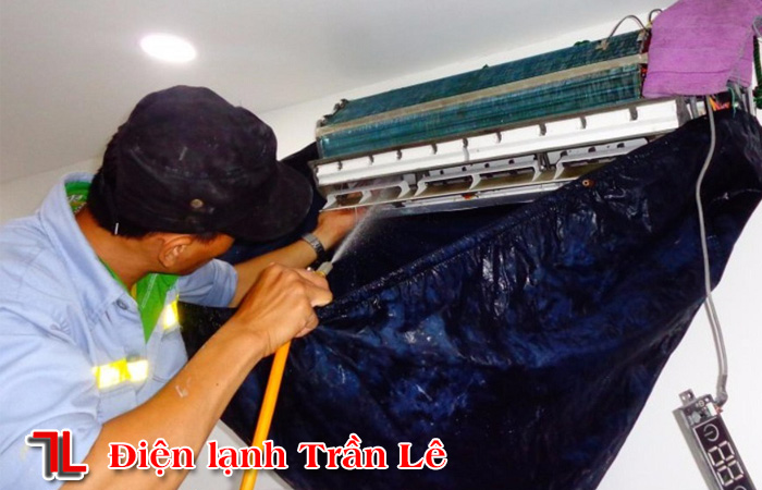 Cong-dung-cua-may-bom-ve-sinh-may-lanh-3