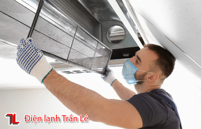 Dịch Vụ Vệ Sinh Máy Lạnh Tại Nhà Quận 10 Hỗ Trợ Nhanh 12 Ve-sinh-may-lanh-quan-10-3