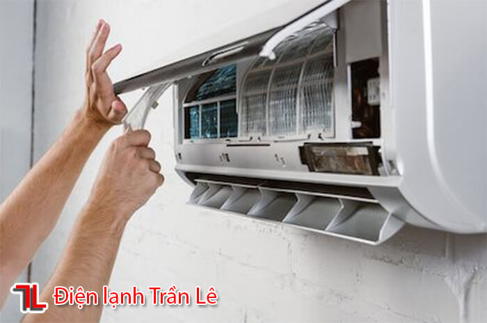 Dịch Vụ Vệ Sinh Máy Lạnh Tại Nhà Quận 12 Làm Kỹ Càng, Sạch 100% 17 Ve-sinh-may-lanh-quan-12-4