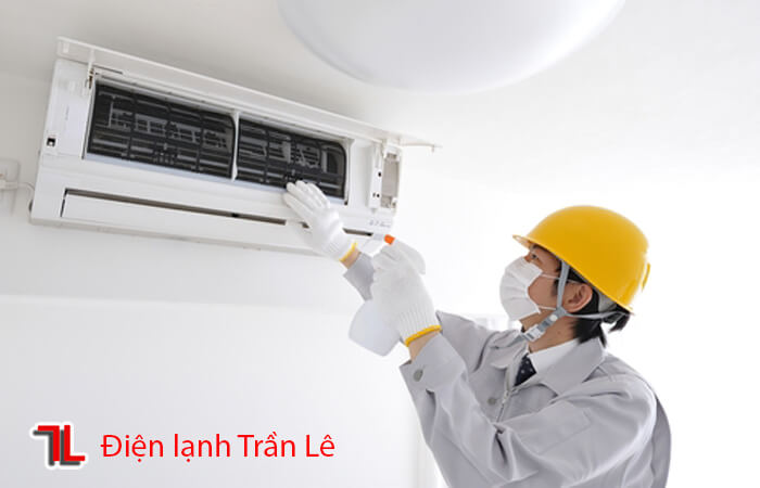 Ve-sinh-may-lanh-quan-9-3