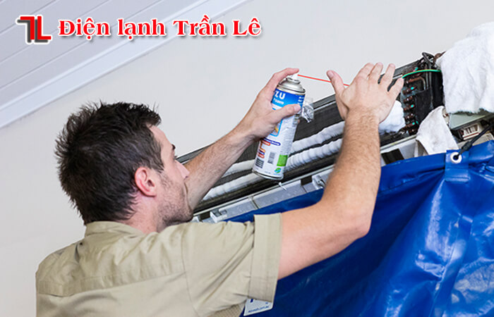 Vệ sinh máy lạnh quận Phú Nhuận 9 Ve-sinh-may-lanh-quan-Phu-Nhuan-4