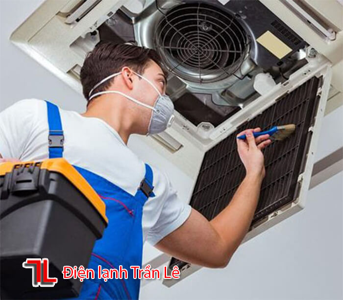 Ve-sinh-may-lanh-quan-Tan-Binh-4