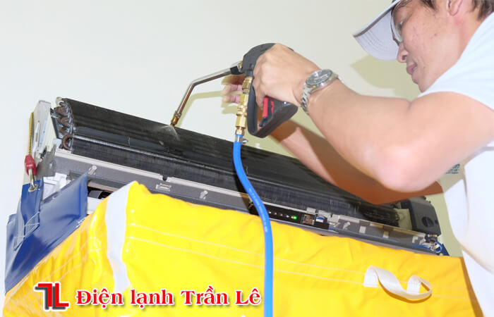 Ve-sinh-may-lanh-quan-Thu-Duc-4