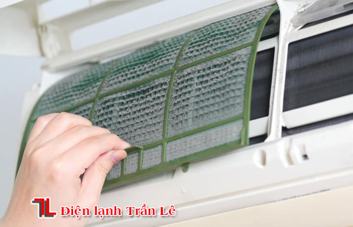 Ve-sinh-may-lanh-tai-Hoc-Mon-3