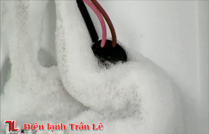 8 Nguyên nhân tủ lạnh không đông đá thường gặp nhất 3 8-nguyen-nhan-tu-lanh-khong-dong-da-3