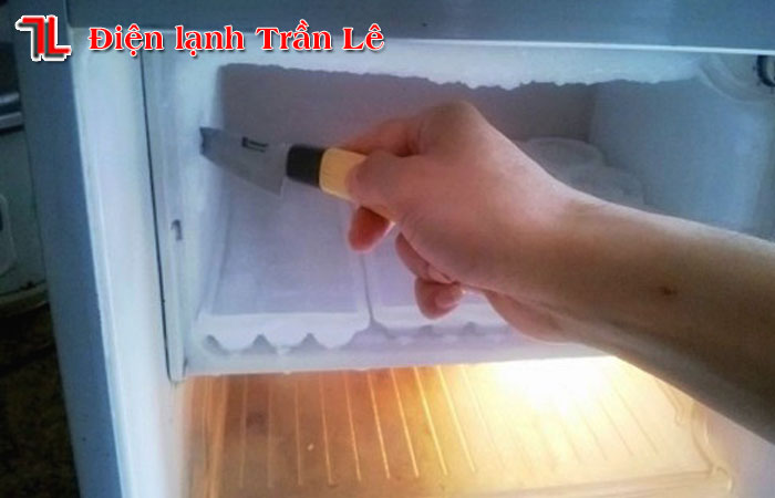 8 Nguyên nhân tủ lạnh không đông đá thường gặp nhất 8 8-nguyen-nhan-tu-lanh-khong-dong-da-8