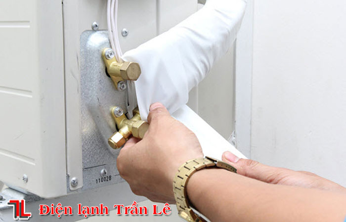 Hướng dẫn cách đấu dây điện và ống đồng máy lạnh 27 Huong-dan-cach-dau-day-dien-va-ong-dong-may-lanh-27