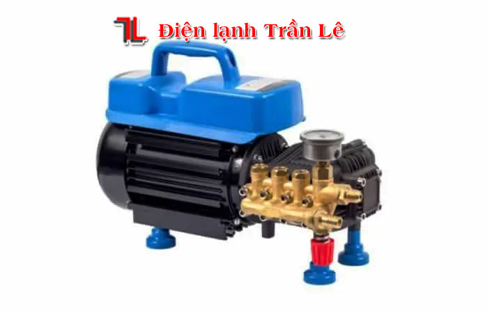 Máy Xịt Rửa Máy Lạnh Giá Rẻ, Chính Hãng Tại TP.HCM 2 May-xit-rua-may-lanh-gia-re-chinh-hang-tai-tp-hcm-2