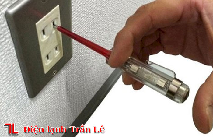 Tủ lạnh không vào điện và 4 lý do thường gặp 2 Tu-lanh-khong-vao-dien-2