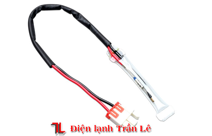 Xử lý tủ lạnh bị đóng tuyết ngăn đá với 8 bước 3 Xu-ly-tu-lanh-bi-dong-tuyet-ngan-da-3