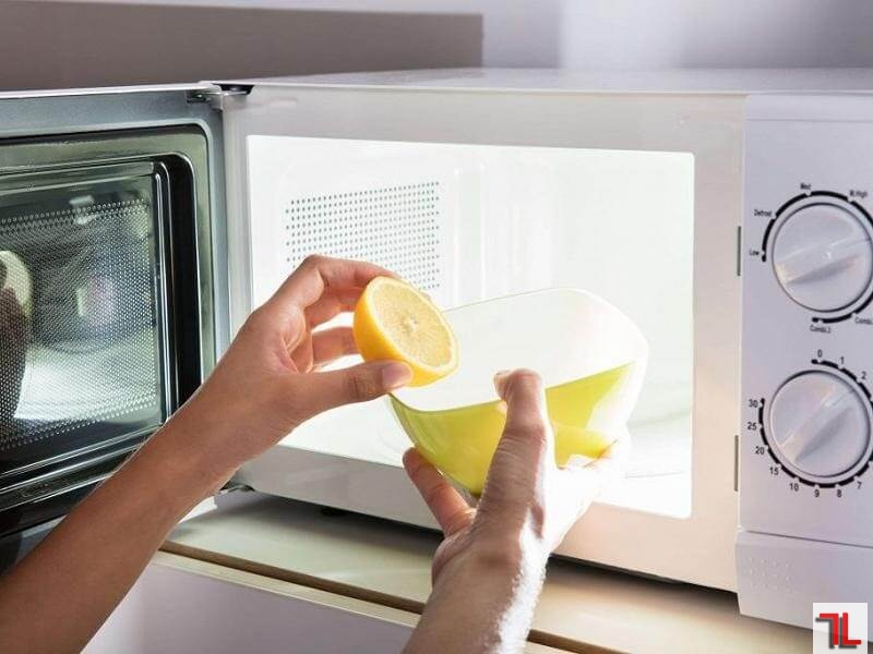 Nguyên tắc an toàn, cách dùng lò vi sóng Panasonic 4 Dùng chanh kết hợp với nước để vệ sinh lò dễ dàng hơn