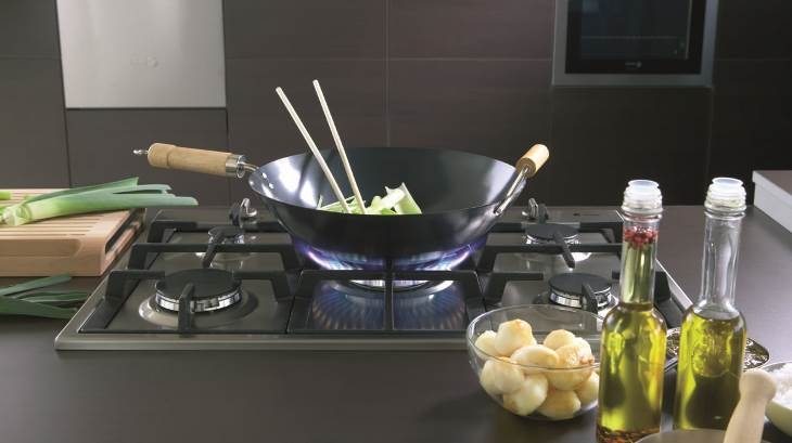 Có nên lắp máy lạnh cho phòng bếp hay không? 2 Có Nên Lắp Máy Lạnh Cho Phòng Bếp Hay Không?