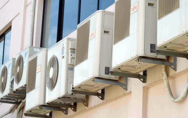Lắp Dàn Nóng Và Dàn Lạnh Điều Hòa Cùng 1 Chỗ Có Được Không?