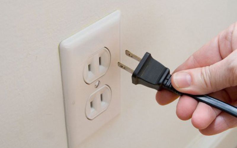 Hướng dẫn cách lắp vòi nước máy giặt Toshiba đúng cách 4 Lắp vòi nước máy giặt Toshiba