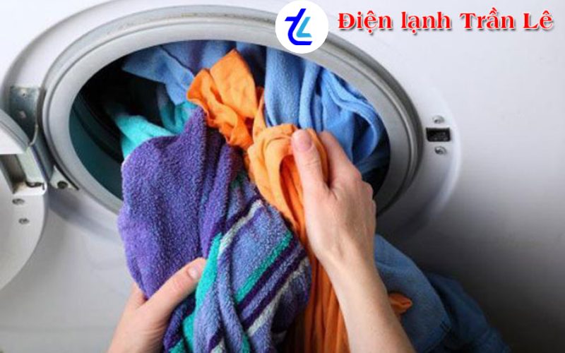 Máy giặt chỉ cấp nước nhưng không giặt