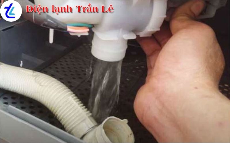 Nguyên nhân máy giặt không vắt 