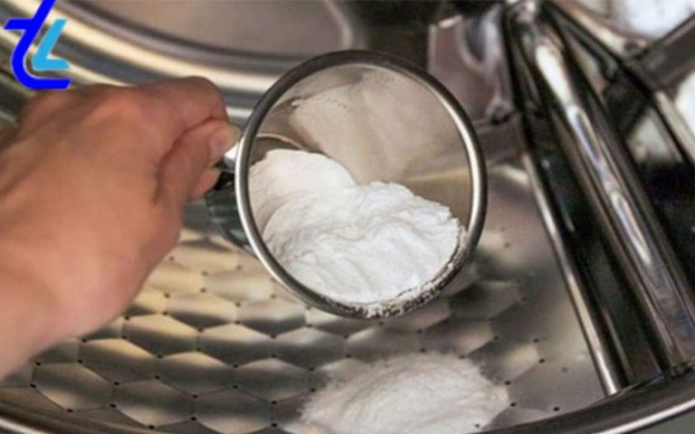 Sử dụng bột tẩy máy giặt