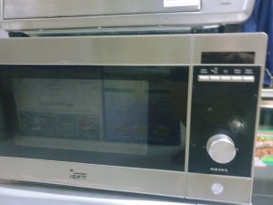 dien lanh tran le sua lo vi song cho khach hang tphcm 1