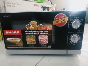 dien lanh tran le sua lo vi song cho khach hang tphcm 8